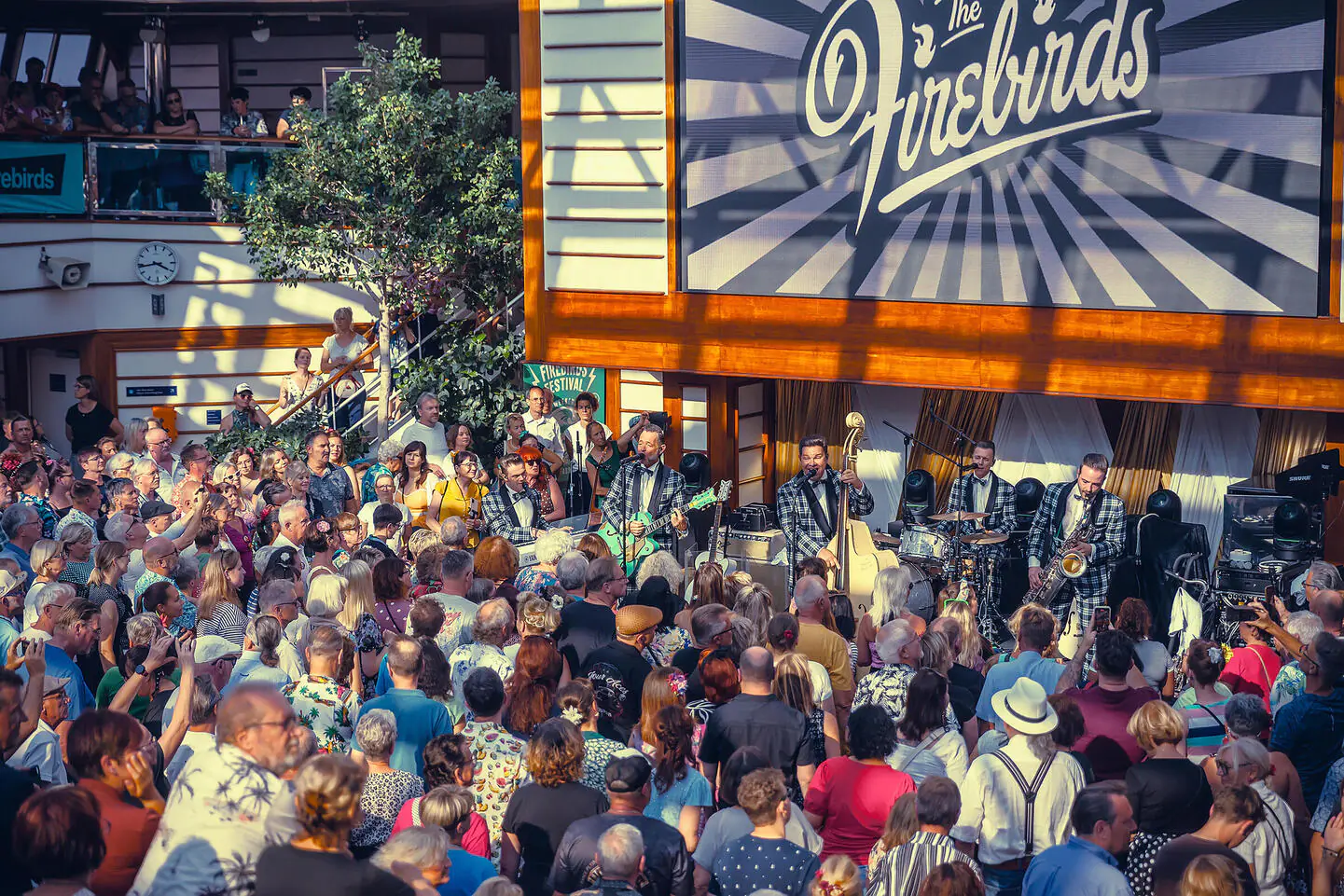 Die Rock'n'Roll-Cruise 2027 sticht bald wieder in See!